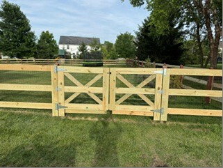 Fence and gate project in Chad's backyard